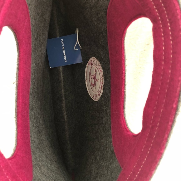 The Hampton Classic horse show grey bag.  Excellent condition. Polyester $50.00. - Picture 3 of 3